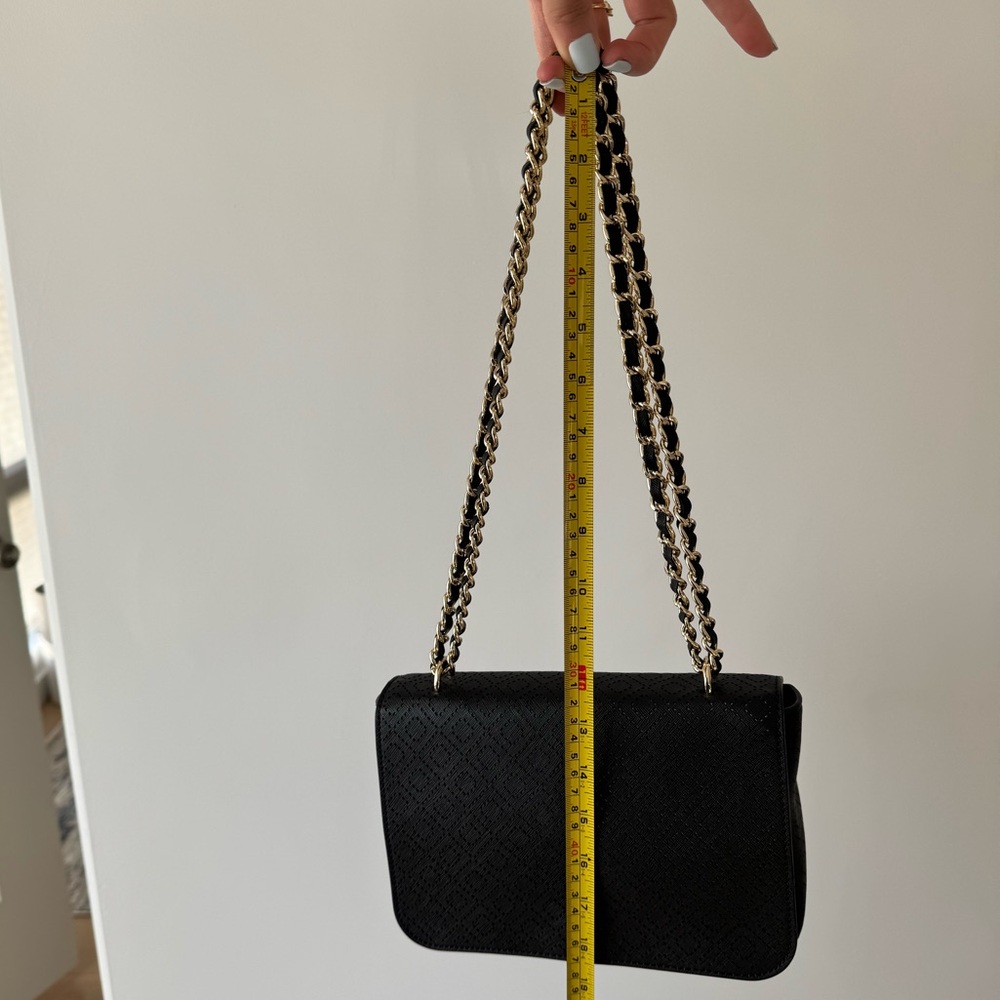 Tory Burch Black Crossbody Bag with Gold Chain - Picture 4 of 6